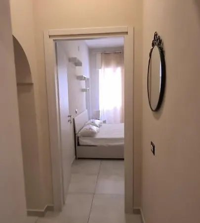 Garibaldi Room-3